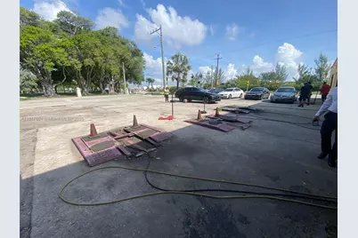 900 25th St, West Palm Beach, FL 33407 - Photo 12