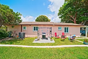 10471 SW 174th Terrace, Miami, FL 33157 - Photo 10