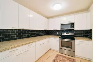 10471 SW 174th Terrace, Miami, FL 33157 - Photo 6