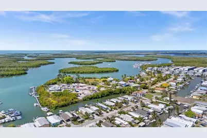 648 E Palm Dr, Marco Island, FL 34140 - Photo 24