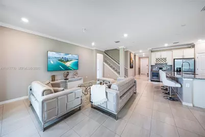 8160 NW 78th St, Tamarac, FL 33321 - Photo 10