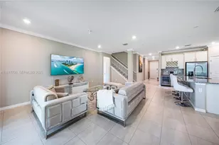 8160 NW 78th St, Tamarac, FL 33321 - Photo 10