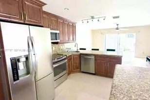 10290 SW 139th Ct, Miami, FL 33186 - Photo 8