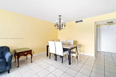 4500 Gefion Ct #304, Lake Worth, FL 33467 - Photo 4