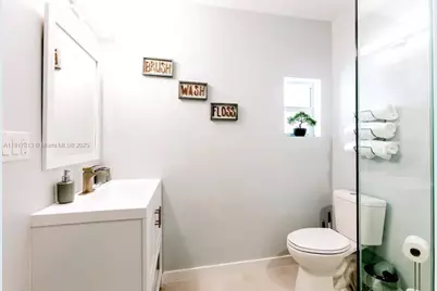 1647 NW 29th Ave #2, Miami, FL 33125 - Photo 4