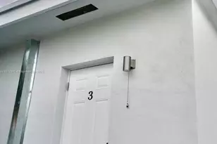 1647 NW 29th Ave, Miami, FL 33125 - Photo 6