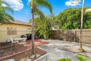 1416 N 2nd Ave N, Lake Worth, FL 33460 - Photo 8