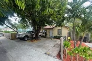 1416 N 2nd Ave N, Lake Worth, FL 33460 - Photo 2