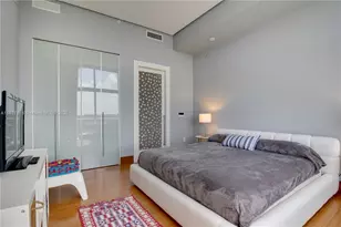 2001 Meridian Ave, Miami Beach, FL 33139 - Photo 10