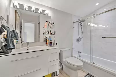 2730 NE 183rd St #TH03, Aventura, FL 33160 - Photo 24