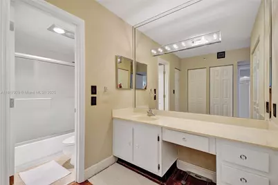 20225 NE 34th Ct #1014, Aventura, FL 33180 - Photo 12