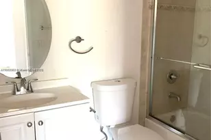 1478 NW 1st St, Miami, FL 33125 - Photo 4