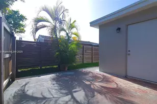 7410 SW 37th St, Miami, FL 33155 - Photo 32
