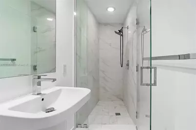 801 S Miami Ave #3704, Miami, FL 33130 - Photo 22