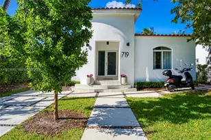 719 W 51st St, Miami Beach, FL 33140 - Photo 36