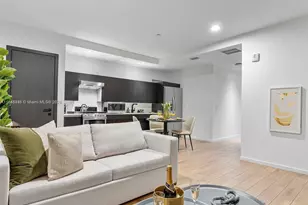 398 NE 5th St, Miami, FL 33132 - Photo 18
