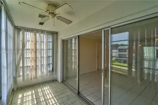 8350 Sands Point Blvd, Tamarac, FL 33321 - Photo 18