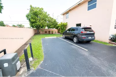 2375 W 74th St #106-6, Hialeah, FL 33016 - Photo 42
