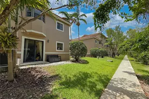 22901 SW 88th Pl, Cutler Bay, FL 33190 - Photo 12