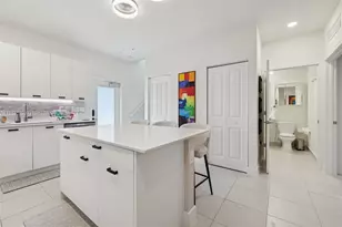 8001 NW 41st St, Doral, FL 33166 - Photo 20