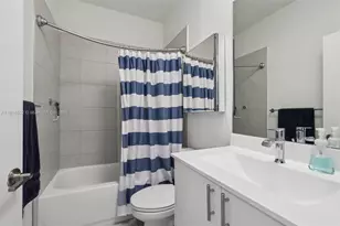 8001 NW 41st St, Doral, FL 33166 - Photo 24