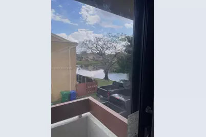 8409 N Missionwood Cir #D-30, Miramar, FL 33025 - Photo 4