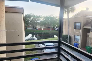 8409 N Missionwood Cir, Miramar, FL 33025 - Photo 2