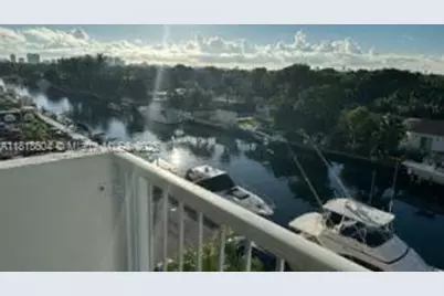 2000 NE 135th St #509, North Miami, FL 33181 - Photo 1