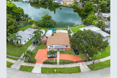 5930 N Farragut Dr, Hollywood, FL 33021 - Photo 1