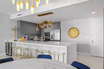 801 Brickell Key Blvd #2203, Miami, FL 33131 - Photo 6