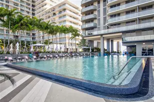 121 NE 34th St, Miami, FL 33137 - Photo 32