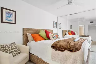 839 Blue Ridge Cir, West Palm Beach, FL 33409 - Photo 8