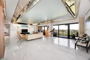 1800 NE 114th St, Miami, FL 33181 - Photo 4