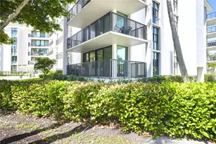 1301 River Reach Dr, Fort Lauderdale, FL 33315 - Photo 2