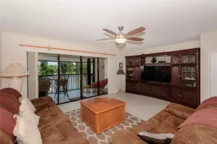 240 Captains Walk, Delray Beach, FL 33483 - Photo 10