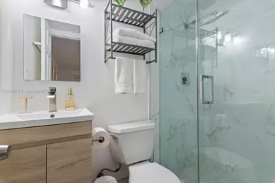 1020 NE 98th St, Miami Shores, FL 33138 - Photo 10