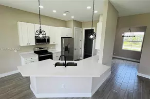 1115 Leader St, Labelle, FL 33935 - Photo 8