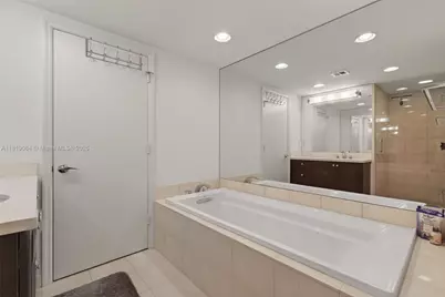 140 SE 5th Ave #438, Boca Raton, FL 33432 - Photo 36