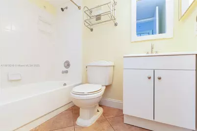 10624 NW 10th St #103, Pembroke Pines, FL 33026 - Photo 24