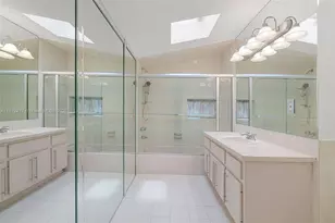 564 Golden Beach Dr, Golden Beach, FL 33160 - Photo 16