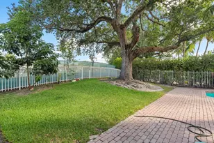 19501 NE 14th Ct, North Miami Beach, FL 33169 - Photo 4