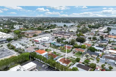 1150 W 69th Pl, Hialeah, FL 33014 - Photo 44