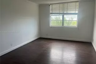 6770 Indian Creek Dr, Miami Beach, FL 33141 - Photo 10