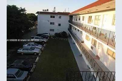 2420 Johnson St #202, Hollywood, FL 33020 - Photo 2