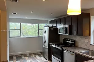 8300 Sands Point Blvd, Tamarac, FL 33321 - Photo 10