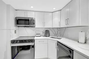 3015 N Ocean Blvd, Fort Lauderdale, FL 33308 - Photo 2