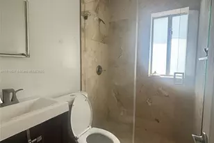 1015 NE 112th St, Biscayne Park, FL 33161 - Photo 22