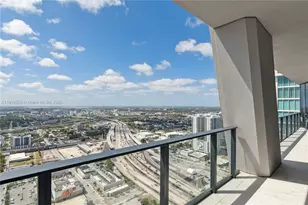 1000 Biscayne Blvd, Miami, FL 33132 - Photo 16