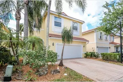 1120 Papaya St, Hollywood, FL 33019 - Photo 20
