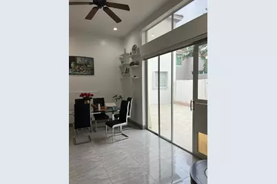 1120 Papaya St, Hollywood, FL 33019 - Photo 4